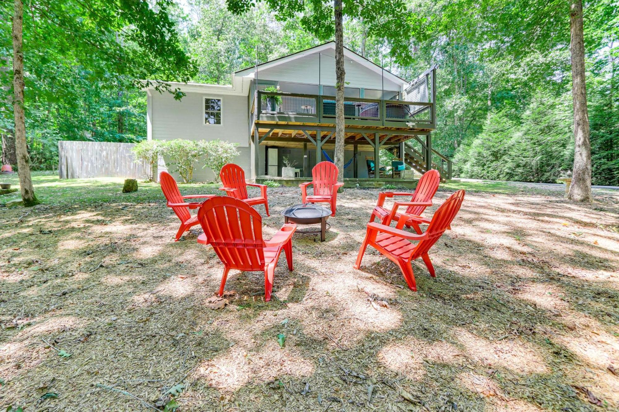 Pet-Friendly Home With Hot Tub In Blue Ridge! Exterior photo