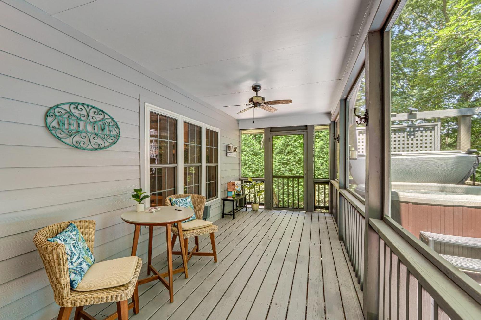 Pet-Friendly Home With Hot Tub In Blue Ridge! Exterior photo