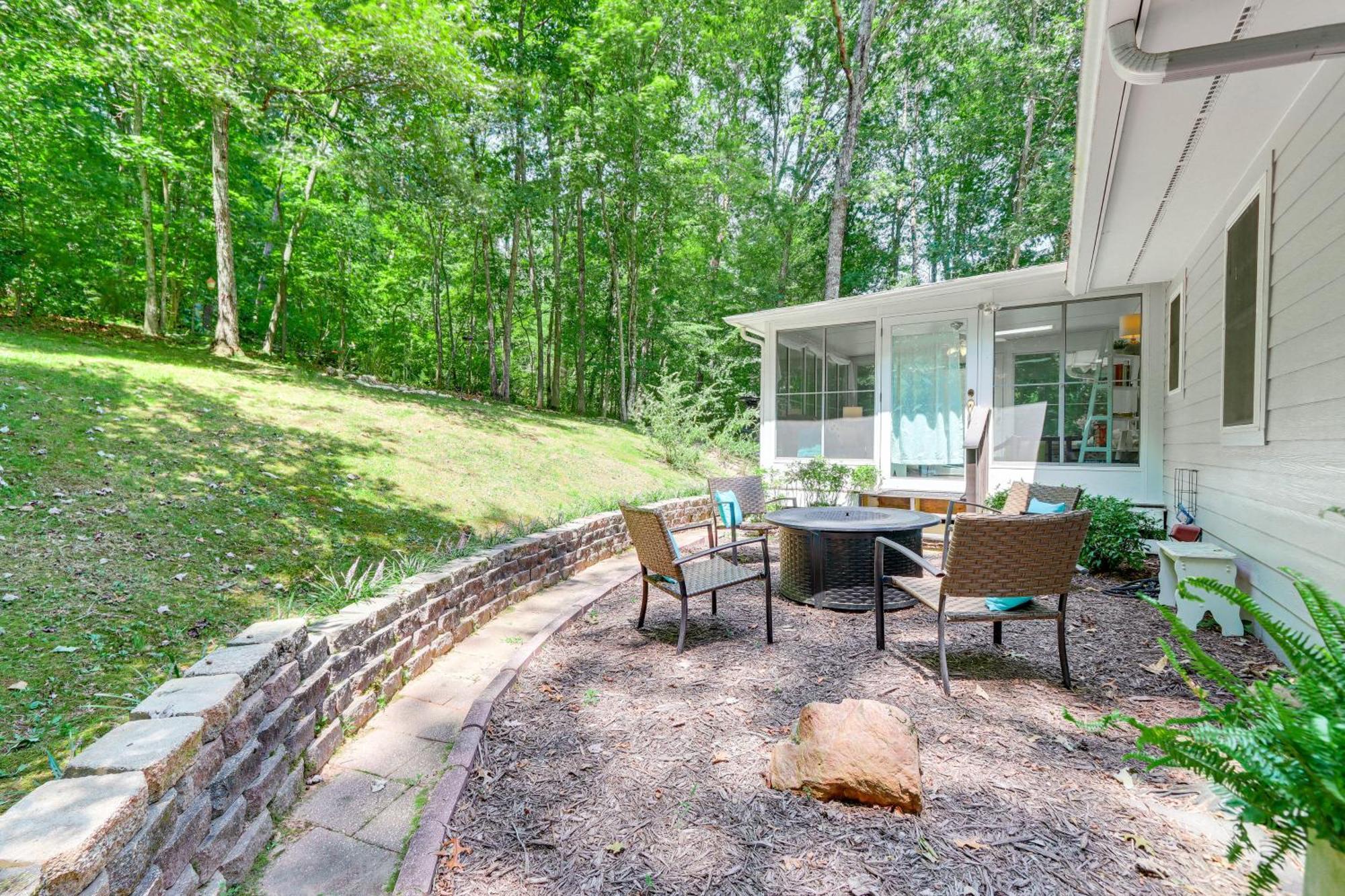 Pet-Friendly Home With Hot Tub In Blue Ridge! Exterior photo